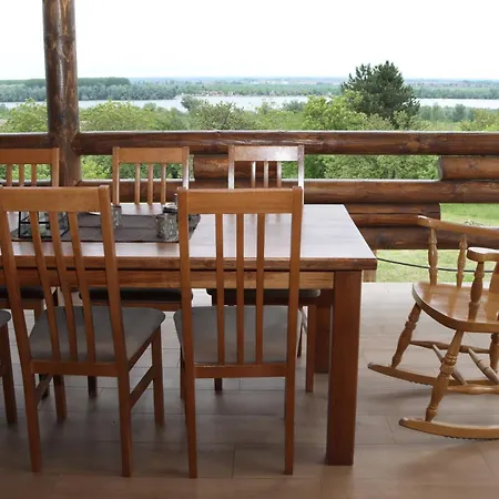 Majina Kuca Case de vacanță